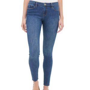 NWT Tommy Hilfiger Womens Mid Rise Skinny Jeans 4